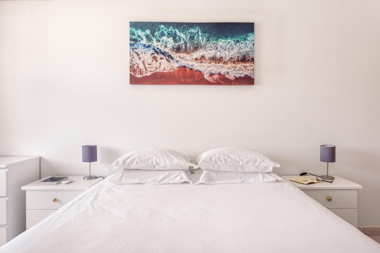 Apartment Joivy Deluxe With Terrace In Costa Da Caprica *